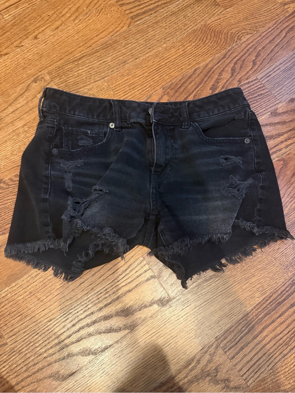 American eagle black denim shorts size 4
